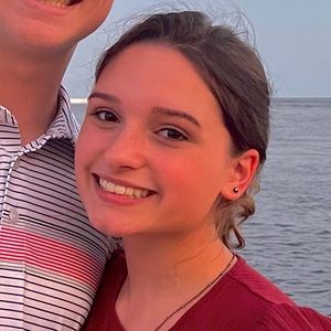 Meet your Posher, Meredith